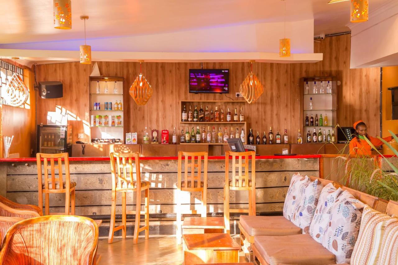 Maple Inn Hotel Найроби Экстерьер фото