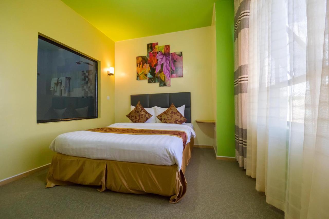 Maple Inn Hotel Найроби Экстерьер фото