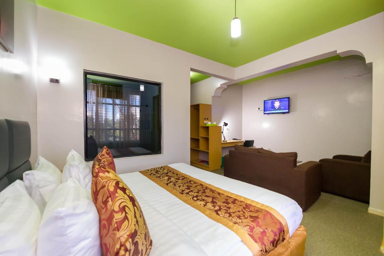 Maple Inn Hotel Найроби Экстерьер фото