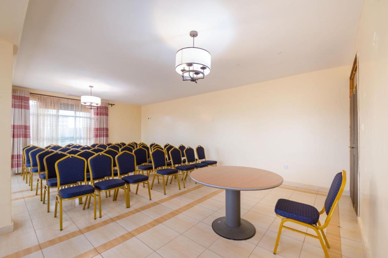 Maple Inn Hotel Найроби Экстерьер фото