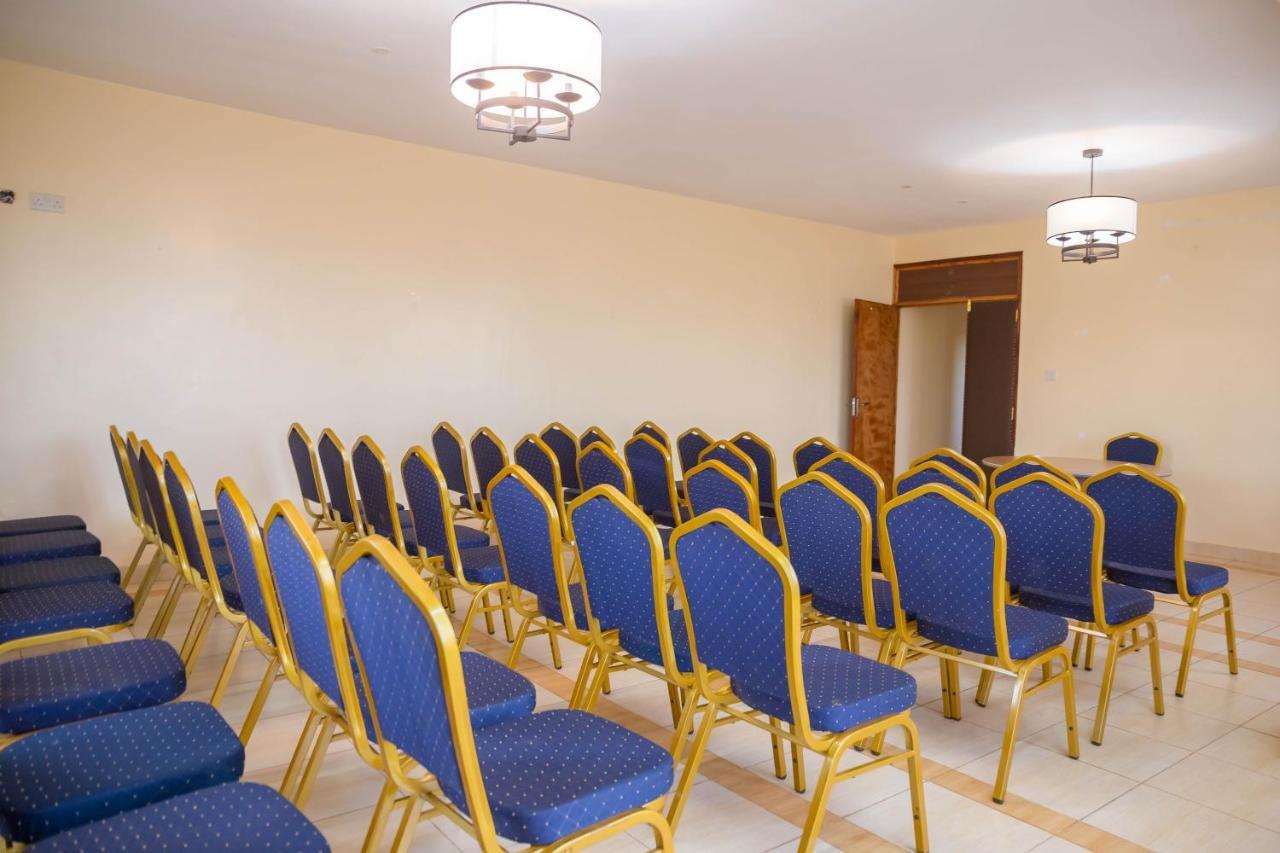 Maple Inn Hotel Найроби Экстерьер фото