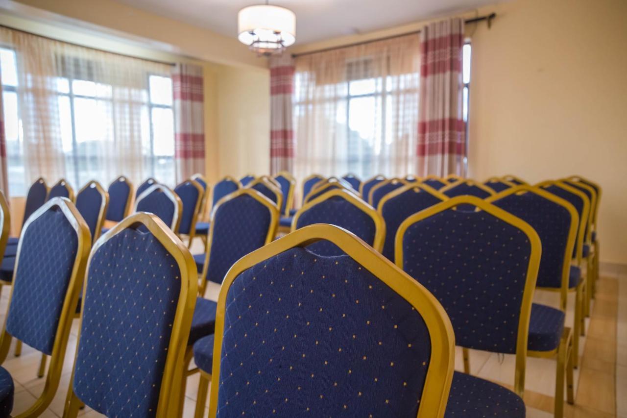 Maple Inn Hotel Найроби Экстерьер фото